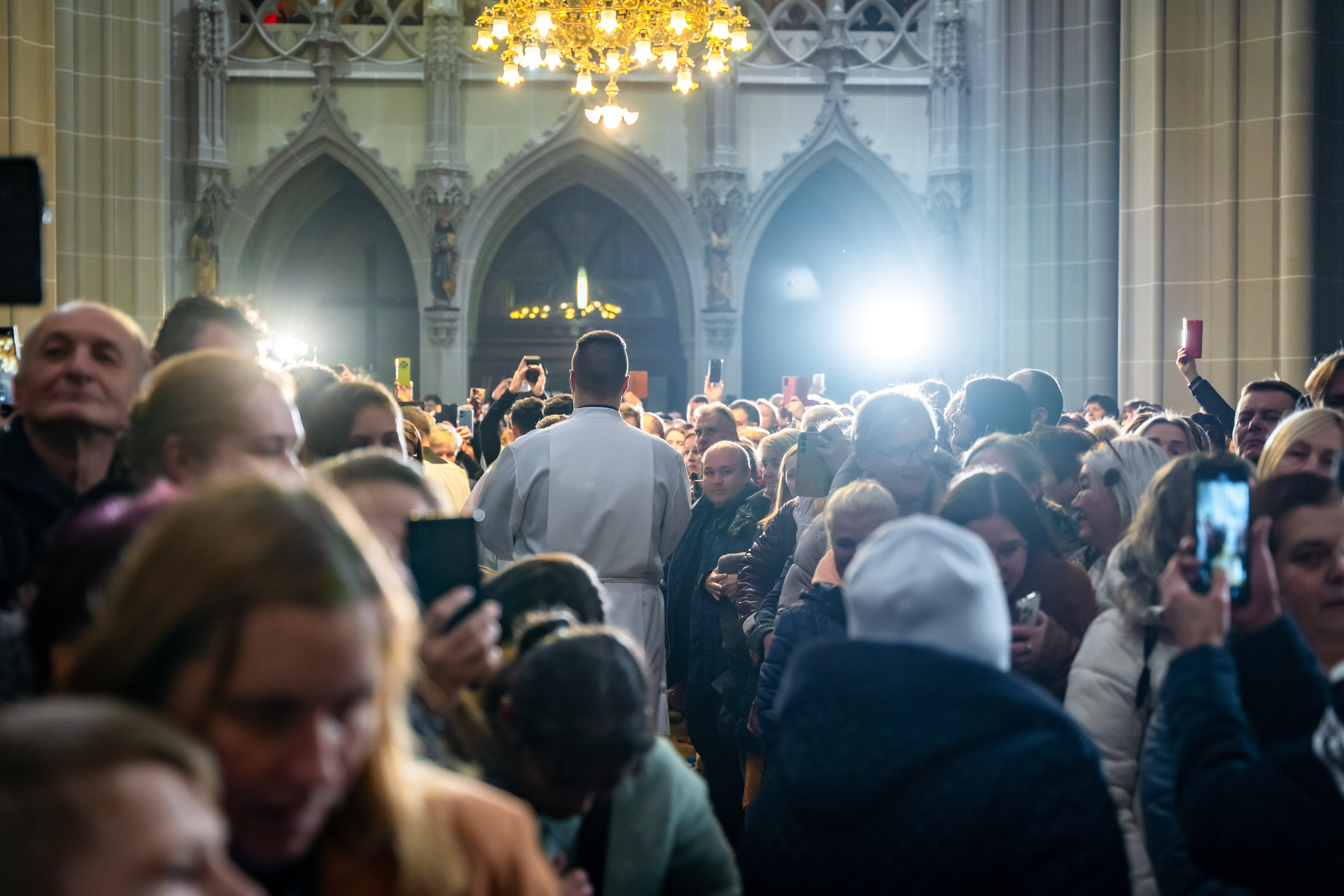 sv. omsa s mladymi v Dome sv. Alzbety -61